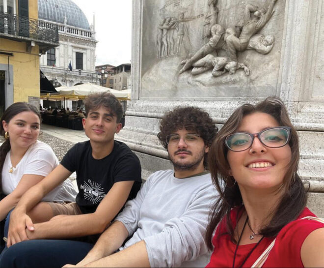 Ho condiviso CARTELLA FOTO SITO WEB con te-49
