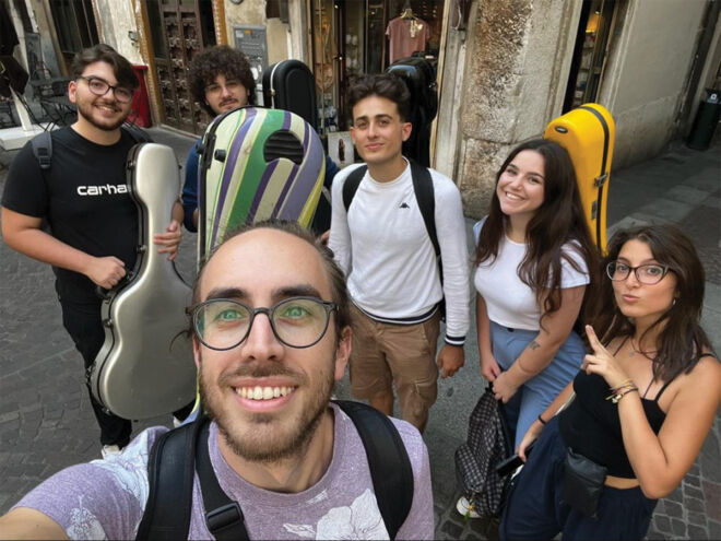 Ho condiviso CARTELLA FOTO SITO WEB con te-51